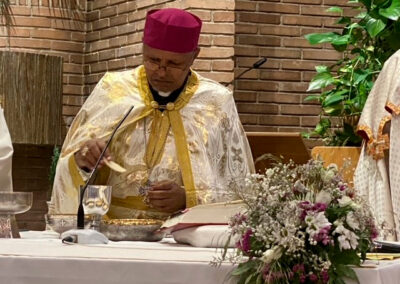 Misa misionera. Obispos y Cardenal Egipto. Parroquia Nuestra Señora del Sagrado Corazón. PNS MSC